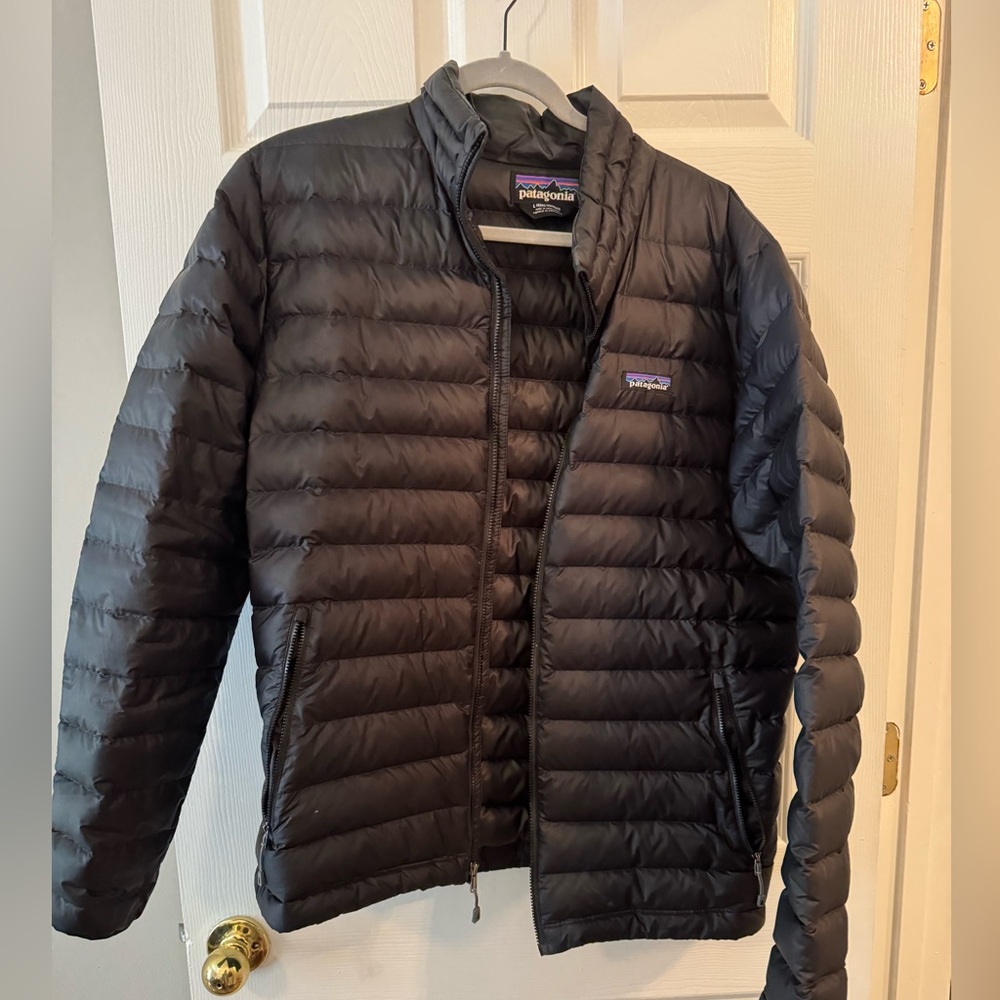 Patagonia Men's Black Down Puffer Jacket